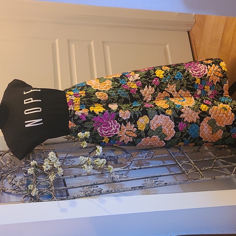 NWOT LoomTogs Quilted Floral Multicolored Maxi sz 13/14 junior size or 4/6 women